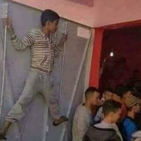 Meet your Posher, Ayad - Picture 2 of 3